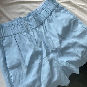 Ann Taylor “The Pull On Short” in Blue